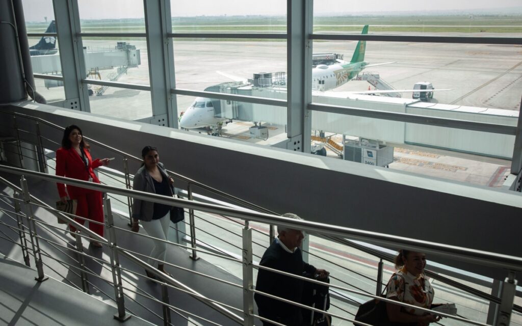 Mexico-EEUU-acuerdan-medidas-para-fortalecer-transporte-aereo-bilateral-05052026